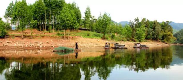 四川哪里有冷门又好玩的地方,四川最漂亮十大湖