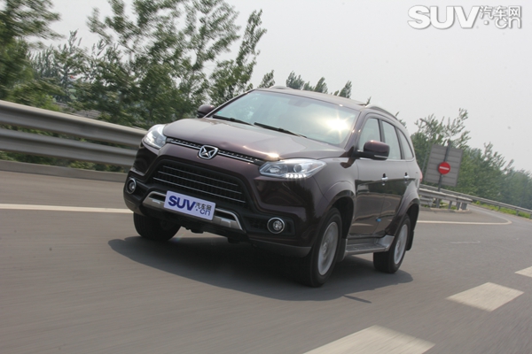 动力十足汽车测评,新款江铃驭胜s350试驾视频