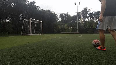 迪卡侬足球鞋kipstaagility,迪卡侬的足球鞋性价比