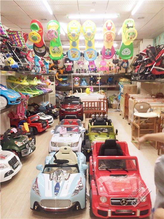 汉正街童装直播间秒杀,汉正街品牌童装直播间