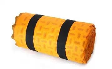 用旧牛仔裤做好看的挂墙收纳袋,旧牛仔裤改造车载收纳袋