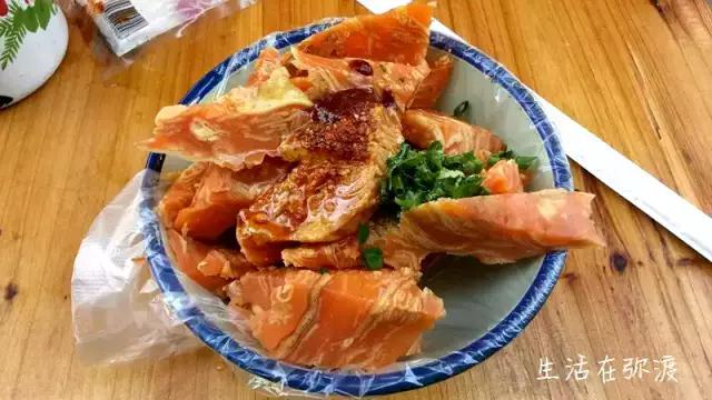 弥渡寅街黄粉多少钱一盒,弥渡寅街黄粉锅巴