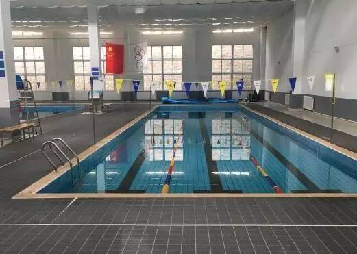 青岛伊春路银座游泳馆学游泳价格,青岛市室内游泳馆