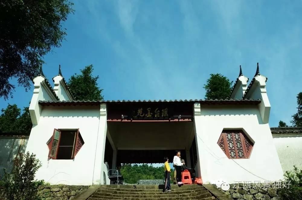 史上最牛的驴友,中国最牛的野人