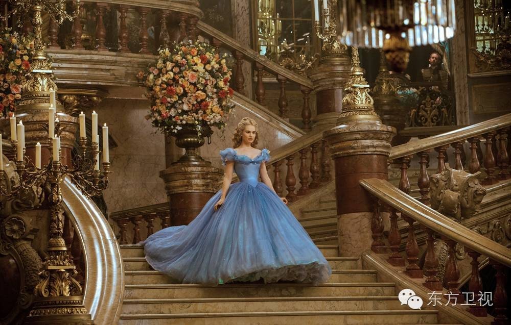 迪士尼童话爱情,迪士尼经典童话睡美人城堡