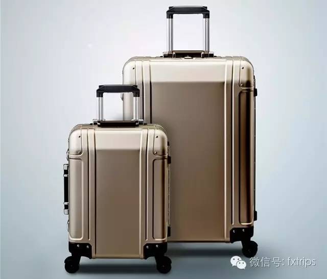 我的行李箱，装得下世界装得了bi