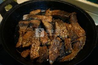 家常炖鲤鱼,家常炖鲤鱼用什么火