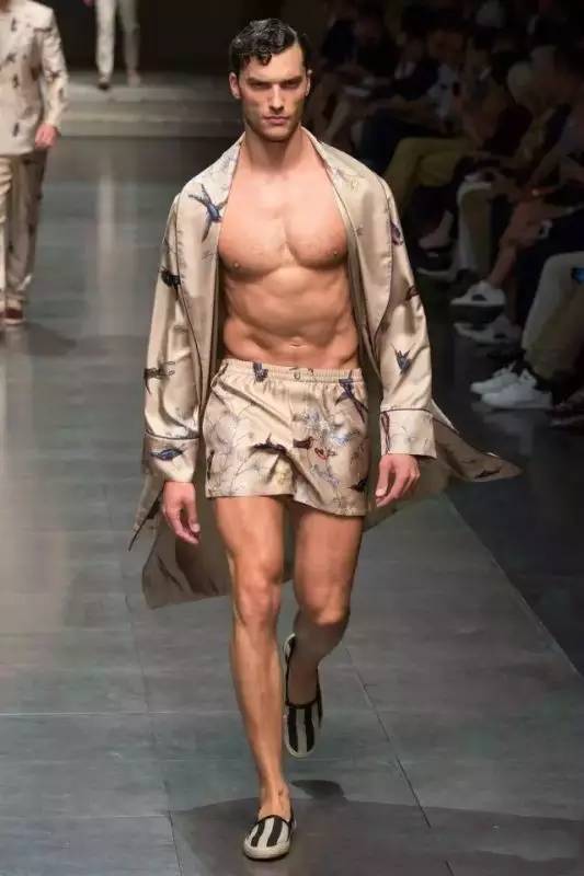 公众号“吉良先生”：最暖的吐槽，最萌的恶搞