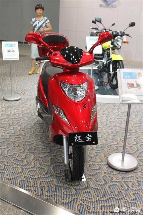 豪爵红宝踏板,豪爵铃木红宝多少钱一台