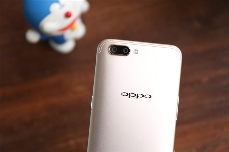 最超值的异形全面屏！OPPOR15评测：全系6+128