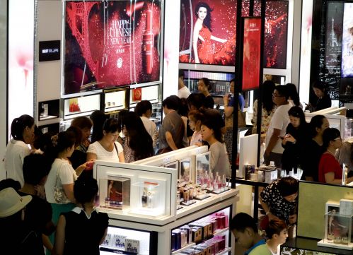 韩媒：“金主”不来，中国代购也给不了免税店“体面”