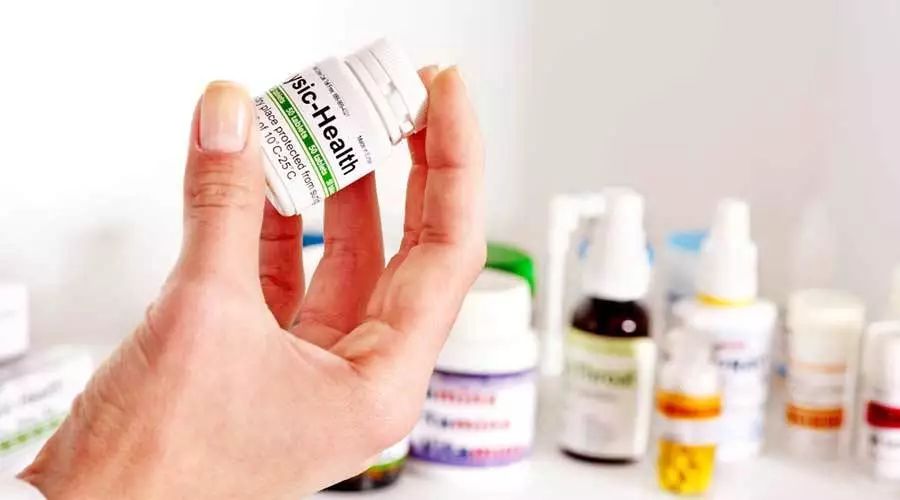 这2种止咳药已经进入黑名单,3种止咳药不能吃