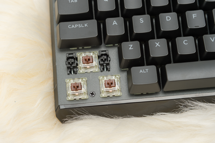 酷冷至尊樱桃红轴键盘,酷冷至尊skg机械键盘