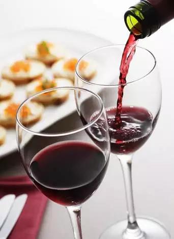 女孩子知道怎么去判断自己月经是否正常吗?