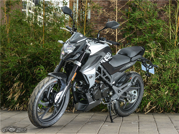 新车春风150nk落地多少钱,全新春风150街车