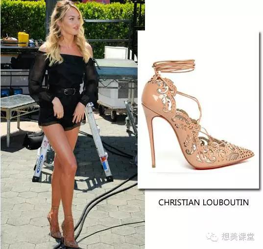 短粗腿怎么穿高跟鞋,如何穿高跟鞋让脚变长