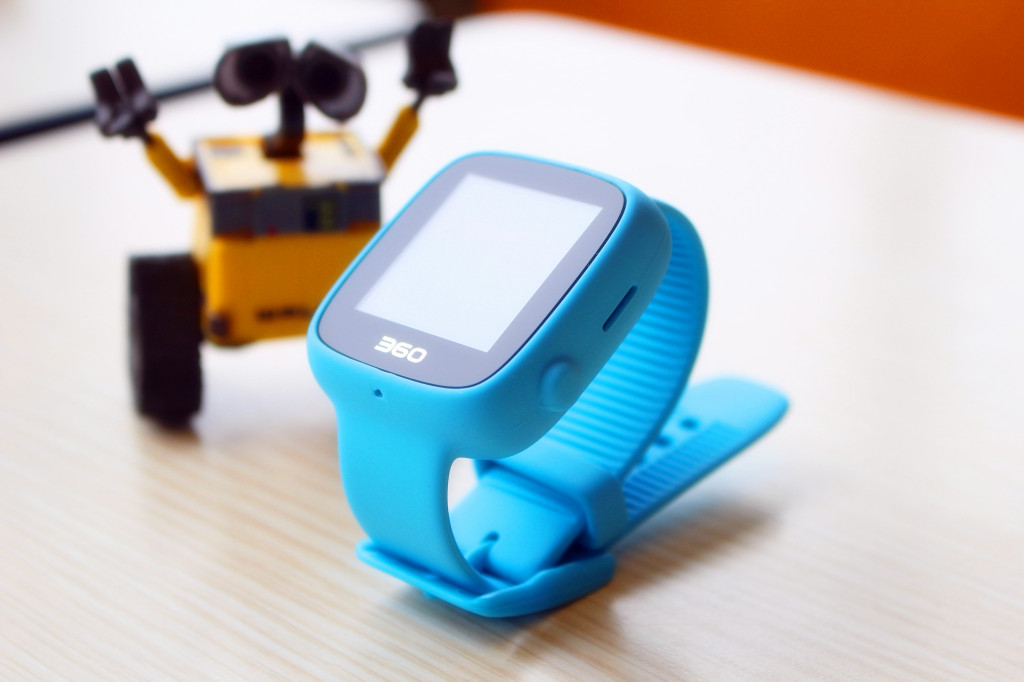 360巴迪龙手表功能,为孩子安全保驾护航