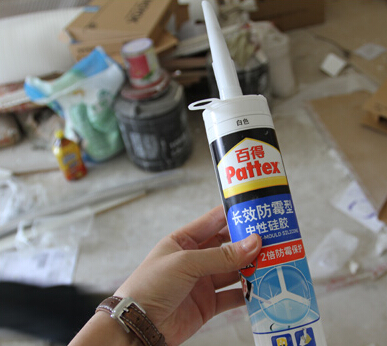 怎么样让玻璃胶的甲醛挥发快点,装修玻璃胶含甲醛怎么处理挥发好