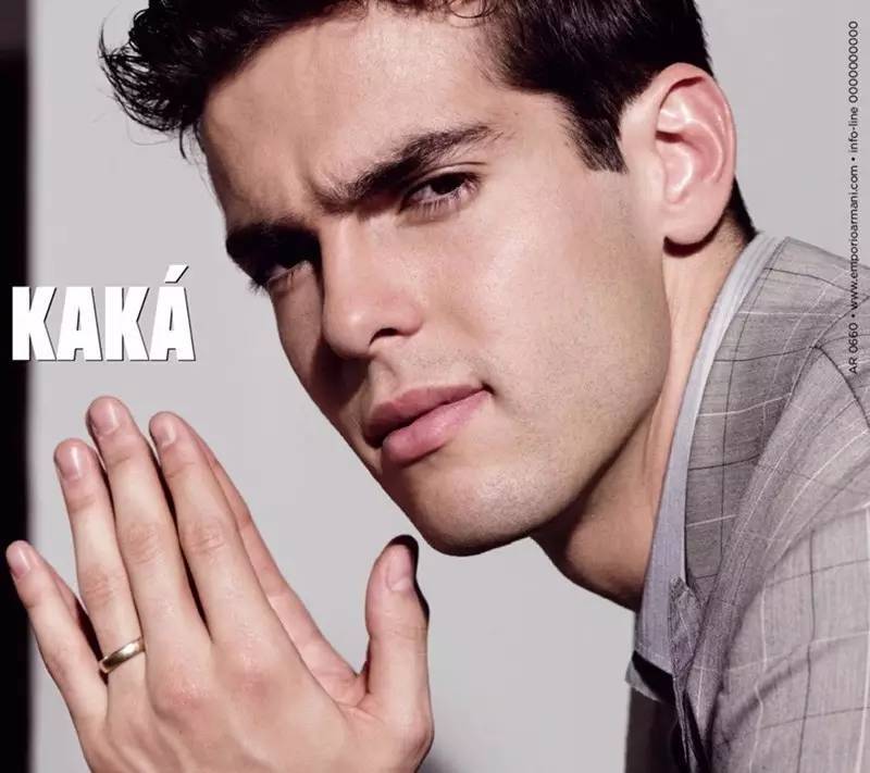 踢足球的玩什么游戏,踢足球的开什么车