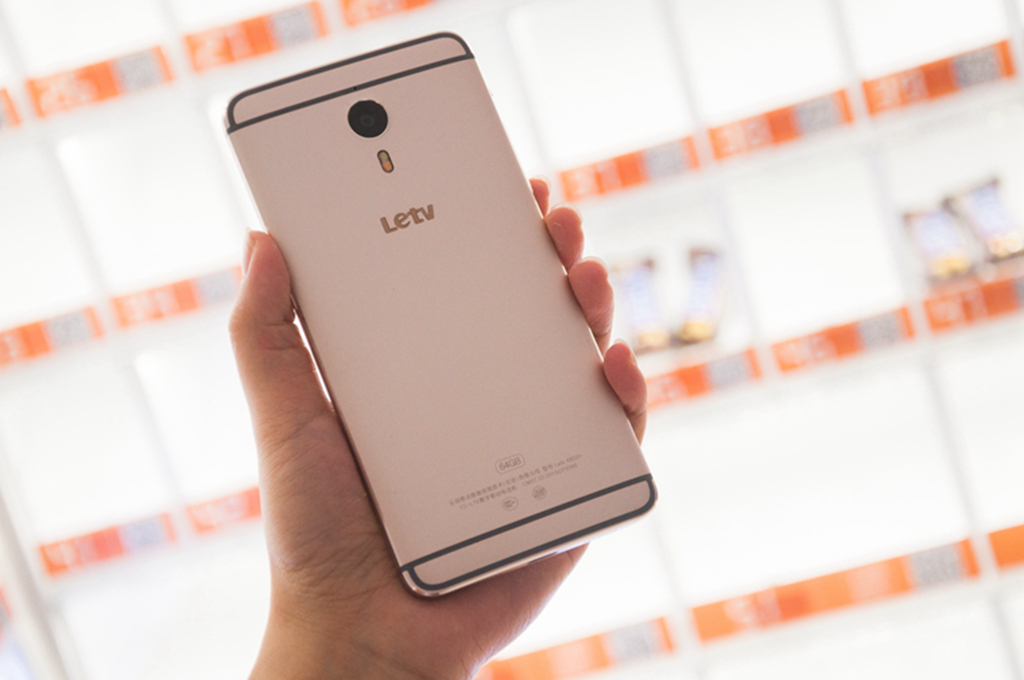 4G+64G顶配版乐视X800狂降千元为哪般？