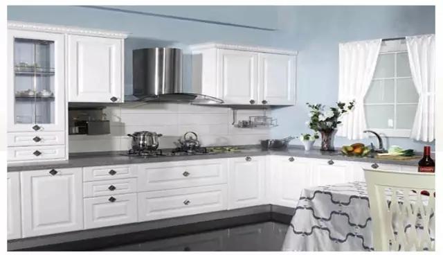 橱柜门板怎么选好打理,橱柜门板哪里买好一点