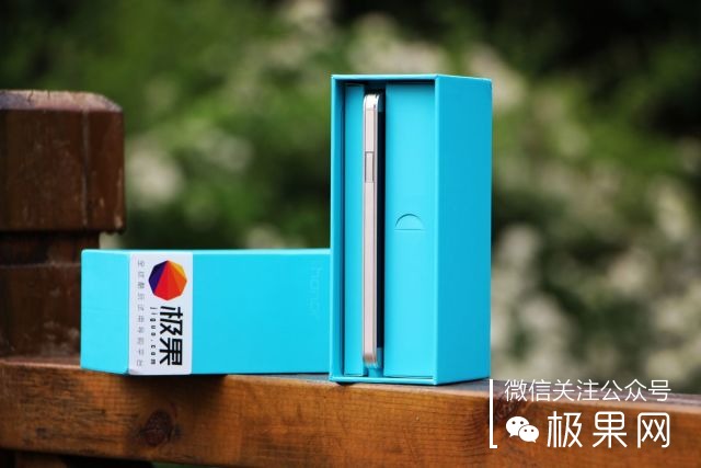 翻转吧摄像头,前后都能照出完美的照片:荣耀7i体验