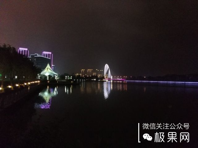 翻转吧摄像头,前后都能照出完美的照片:荣耀7i体验