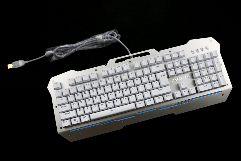 流动于指尖的神器-狼蛛收割者机械键盘入手体验（黑轴混光版）