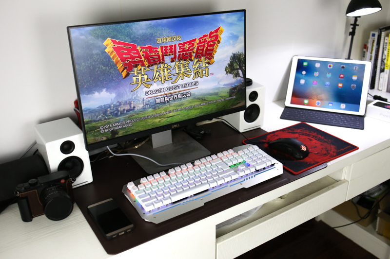 流动于指尖的神器-狼蛛收割者机械键盘入手体验（黑轴混光版）