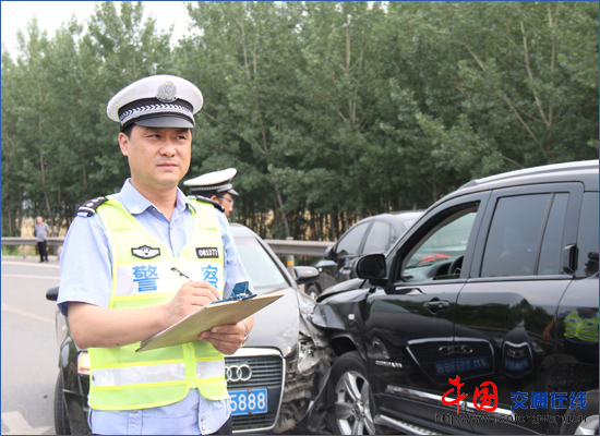 侯马交警大队事故队,侯马郝文辉