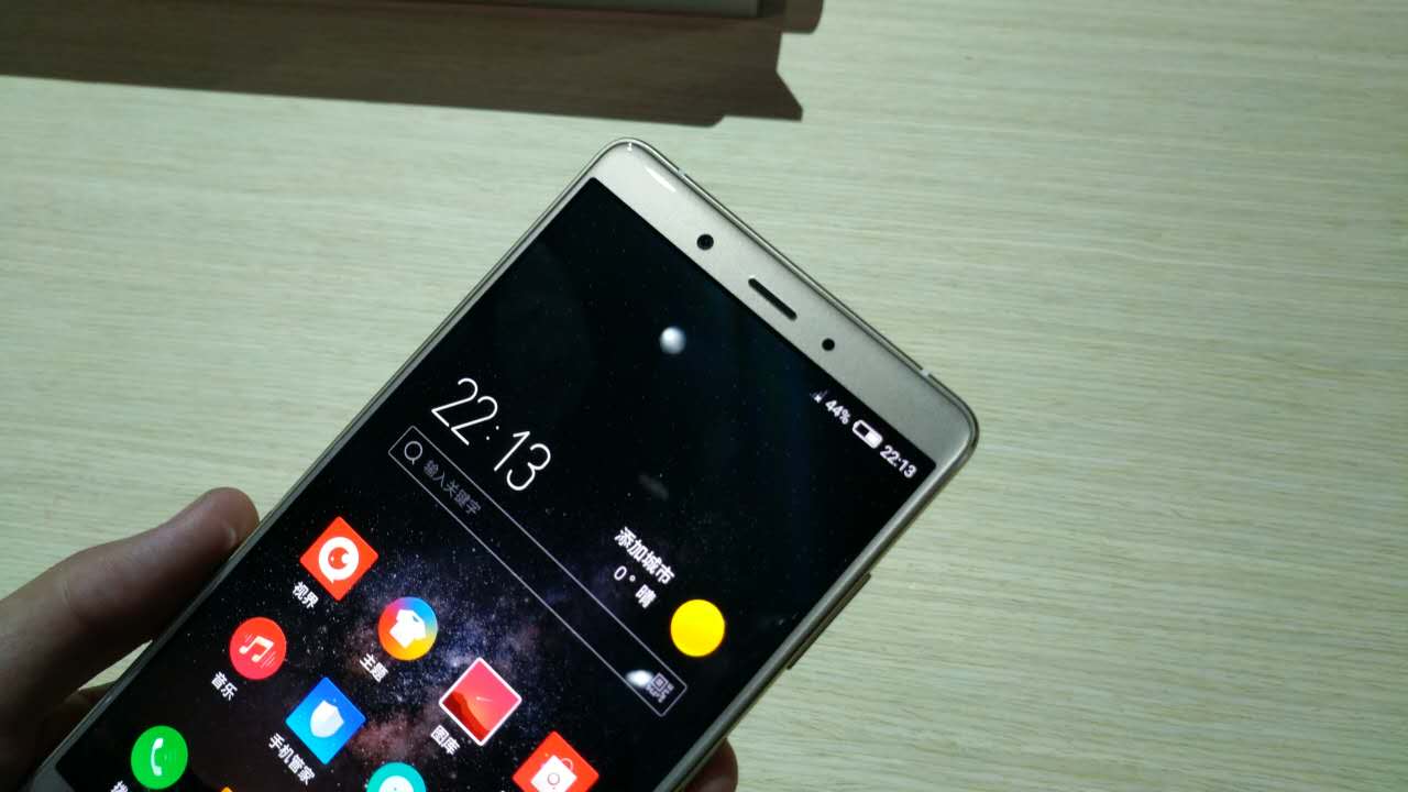 c罗典藏限量版,努比亚z11maxc罗典藏