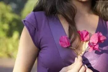 预防乳腺增生吃什么中成药,乳腺增生与乳腺癌的自我判断