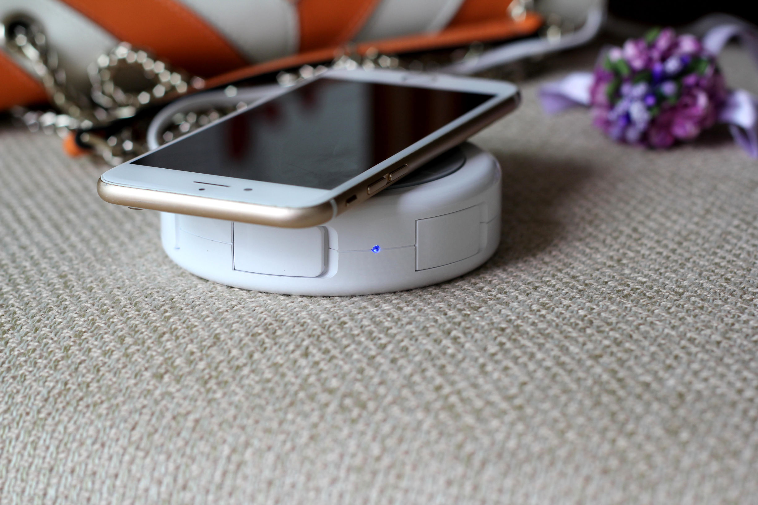 女生粉饼盒,女生的化妆盒和化妆品