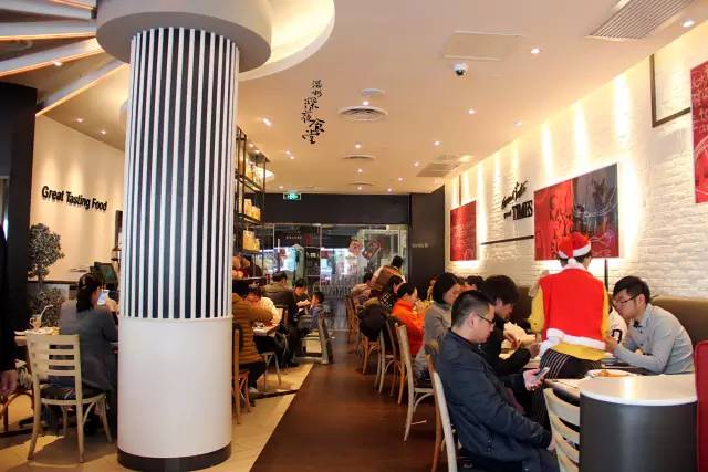 全球连锁西餐厅,演绎别样年味大餐!竟把薏米装进爆爆珠?!