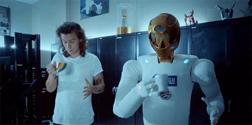 你可能不会买,但还有3亿人在乎它