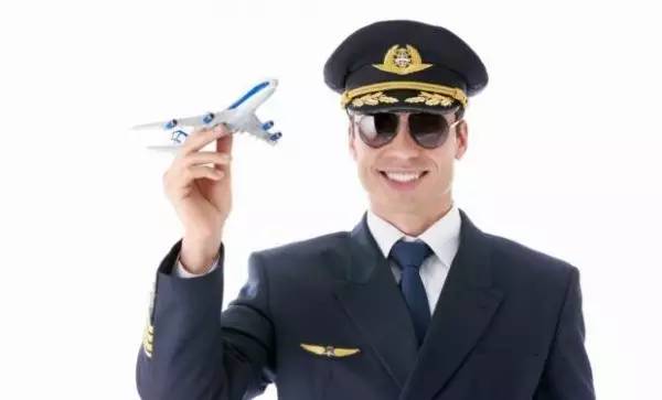 除了飞机还有什么飞行工具,除了飞行员还有什么岗位