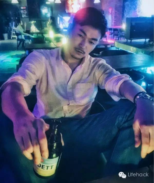 越长越丑的男生怎么变帅,又黑又丑的男生怎么逆袭