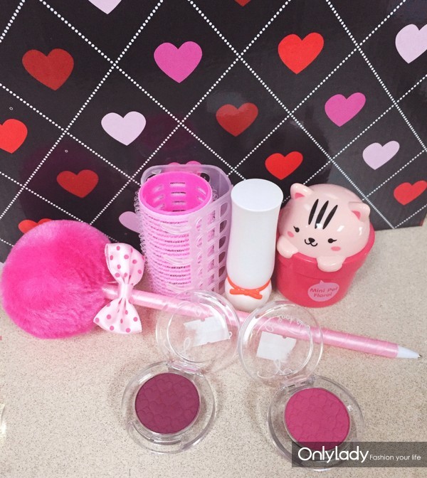 儿童节萌萌来袭OL的美容编辑集体化身“红领巾”(内含宝宝福利)