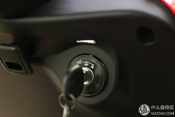 城市穿梭小精灵电动车,小牛电动车m1深度试驾体验