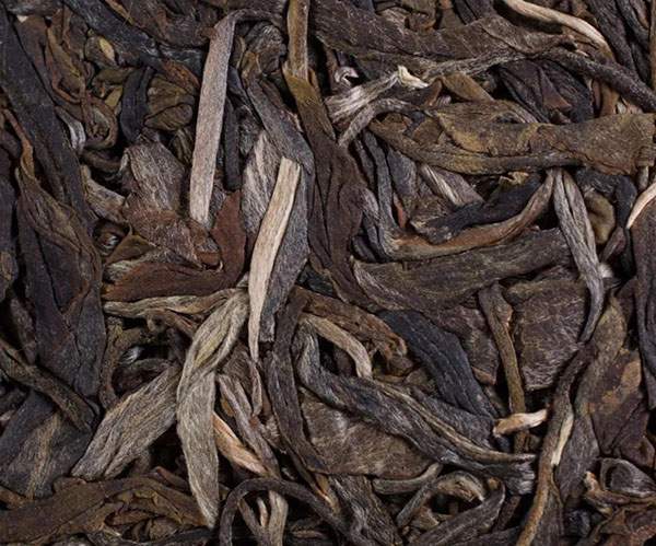 05班章古树青饼生茶357克,中茶班章古树青饼2005