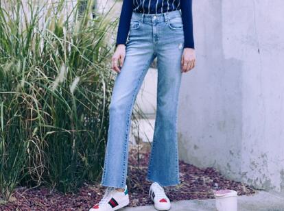 小白鞋有点顶脚怎么办,小白鞋有点小顶脚怎么撑大