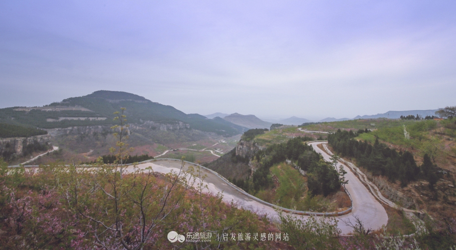 閭d釜杩滄柟鐨勪綘,閭d釜杩滄柟鏄皝鍞辩殑