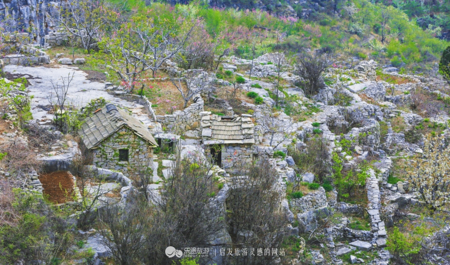 閭d釜杩滄柟鐨勪綘,閭d釜杩滄柟鏄皝鍞辩殑