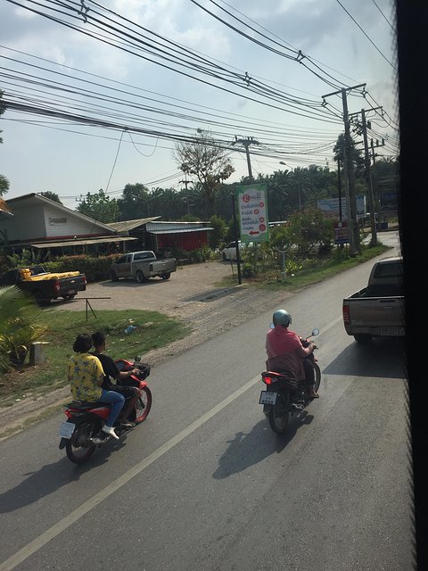 甯︾潃鐗涢瓟鐜嬬湅鏄熸槦,甯︾潃鐗涢瓟鐜嬪嚭鏉ョ湅涓婂笣
