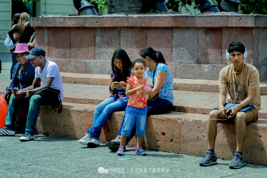 欧洲有亚洲人血统的国家,一个民族为混血种人的国家
