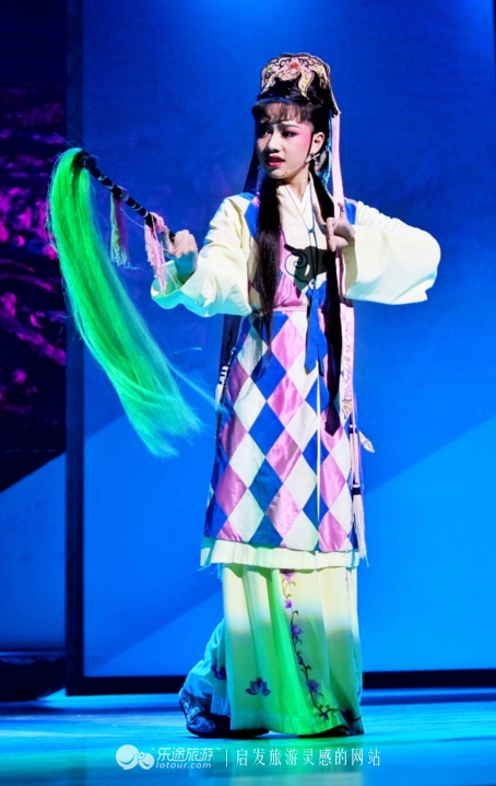 皖风徽韵戏曲,黄梅戏戏装大全