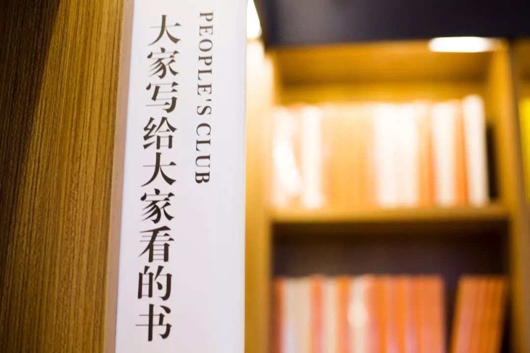 百花、先锋、花鸟市场的露天书摊……徐州的书店这些年经历了什么？