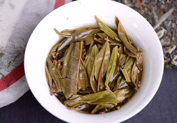 老同志9928普洱生茶2010年,2016老同志秋霜普洱生茶怎么样