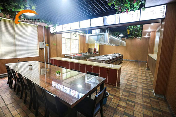 新东方烹饪学校学西餐哪家好,江苏新东方烹饪学校西点西餐