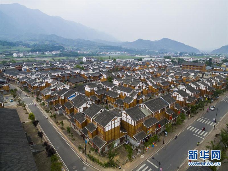 天空之眼瞰贵州梵净山,天空之眼瞰七彩盐湖